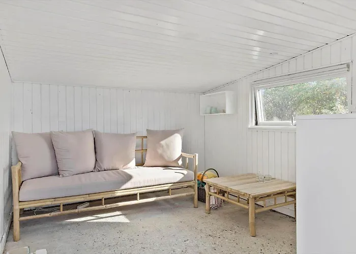 Ln1885-hjorring-udemarken-18 بيت للعطل Hjørring