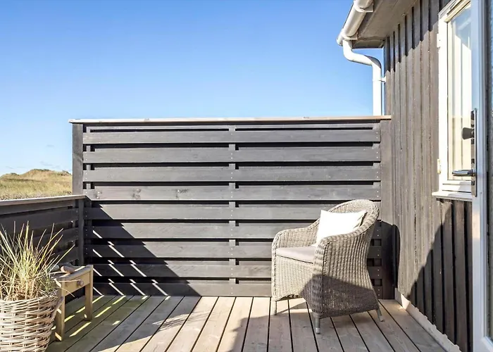 Ln1885-hjorring-udemarken-18 بيت للعطل *